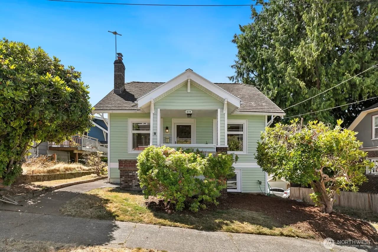 Seattle real estate investment project - Craftsman style home Phinney Ridge N 58th Street before renovation fix and flip opportunity